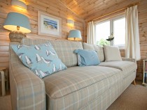 The Buoys lodge living room