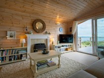 The Buoys lodge living room