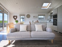 Barley Lodge living area